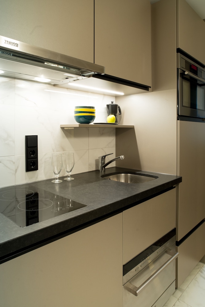 Adina Apartment Hotel Frankfurt Westend 14