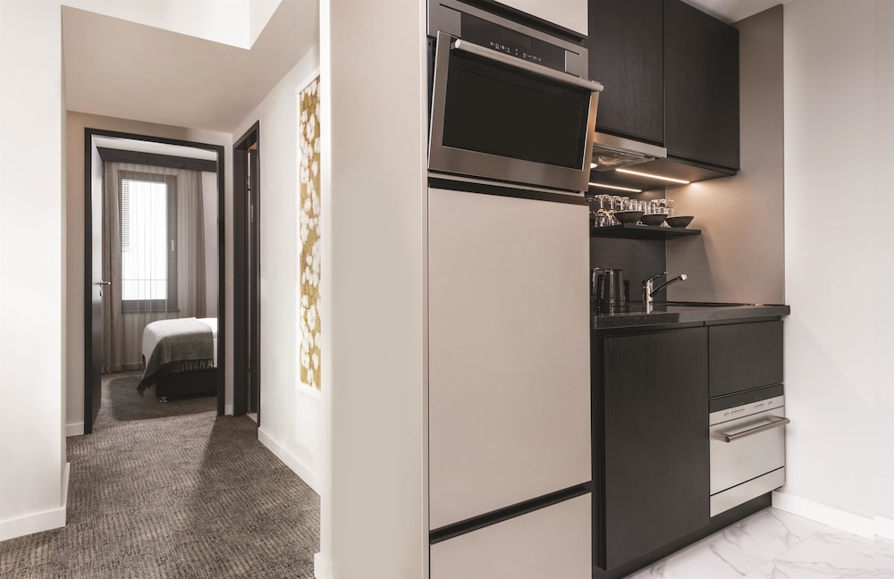 Adina Apartment Hotel Frankfurt Westend 13