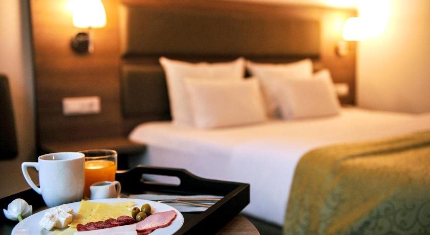Hotel Opera 9