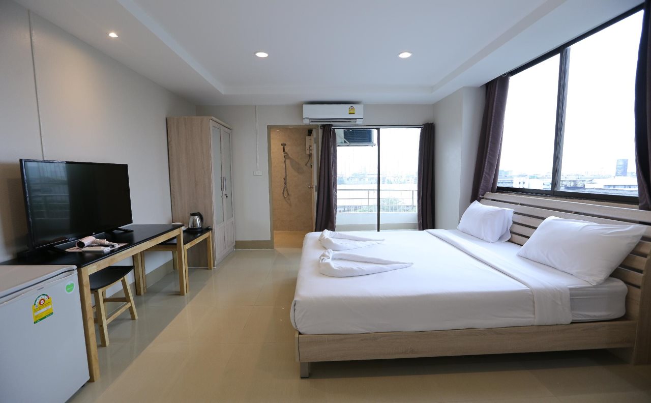 Infinite Hotel Ratchada 4