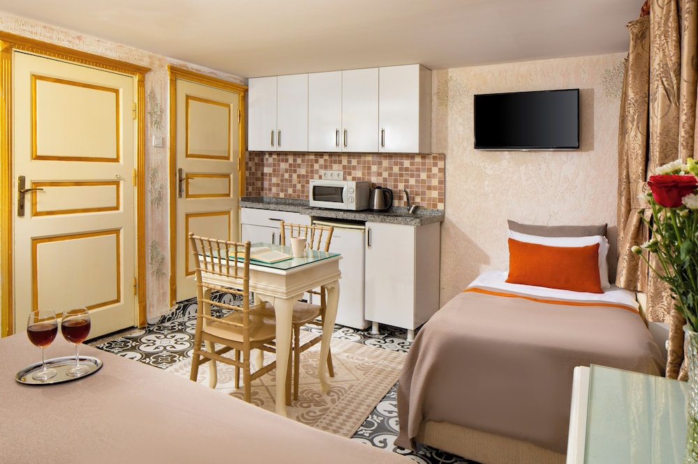 Alhambra Apart Hotel 3