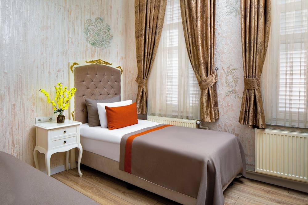 Alhambra Apart Hotel 11