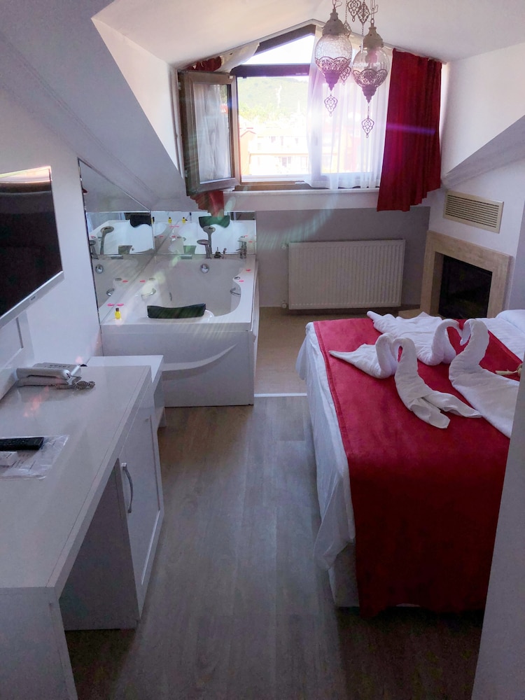 Gunisigi Hotel 1