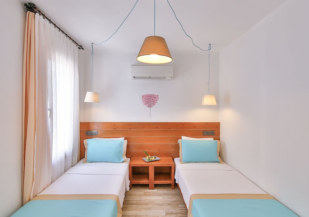 Mare Nostrum Apart 14