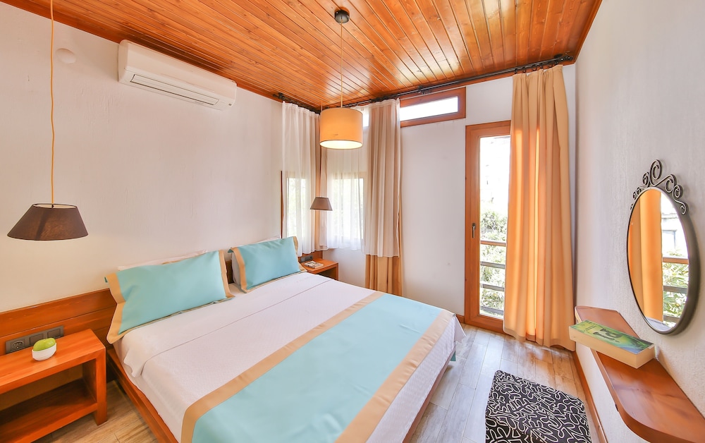 Mare Nostrum Apart 11