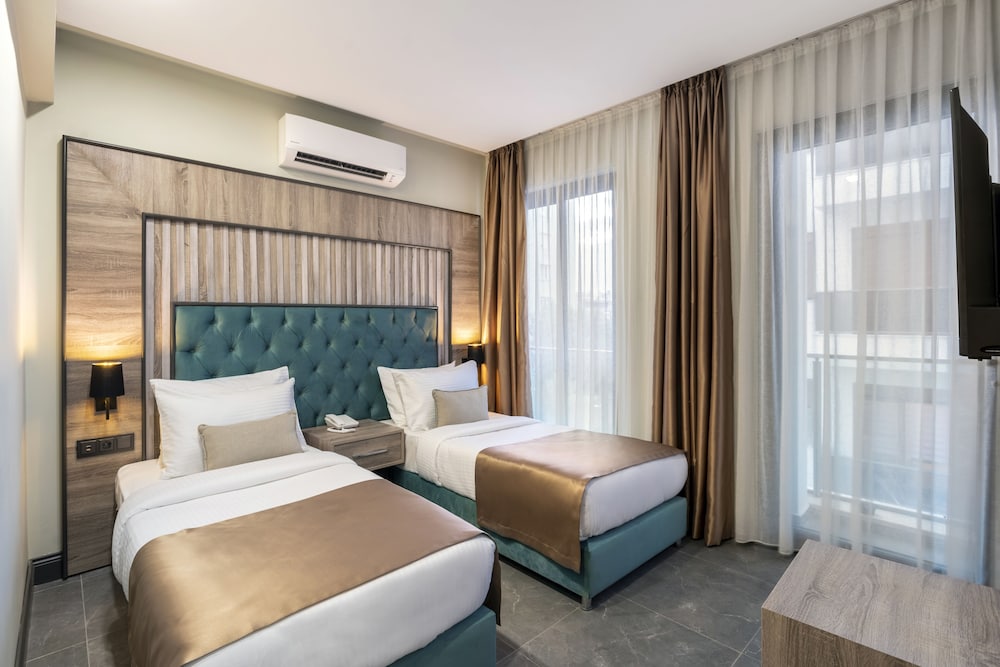 Rodinn Park Hotel 11