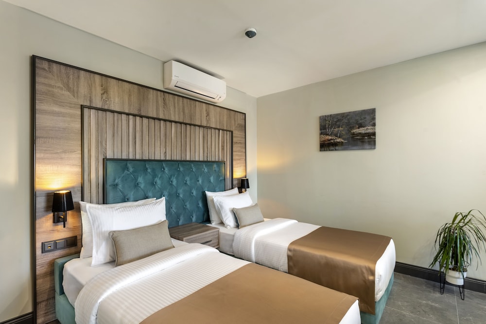 Rodinn Park Hotel 18