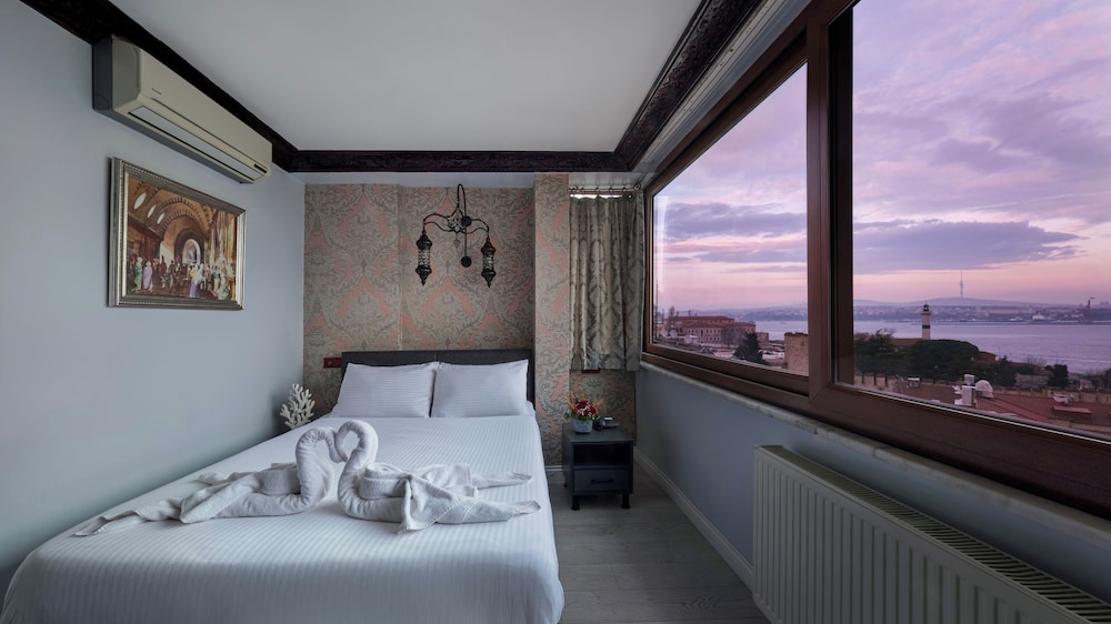 Mytra Hotel 14