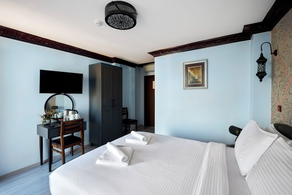 Mytra Hotel 21