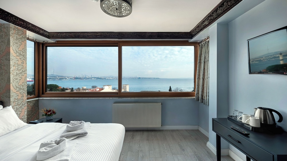 Mytra Hotel 10
