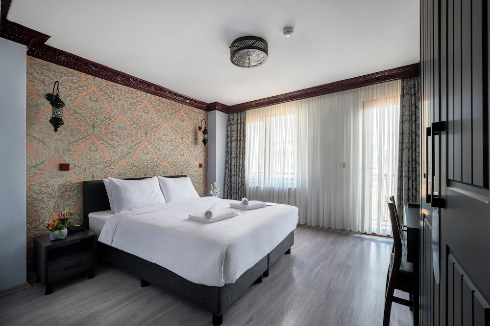 Mytra Hotel 16