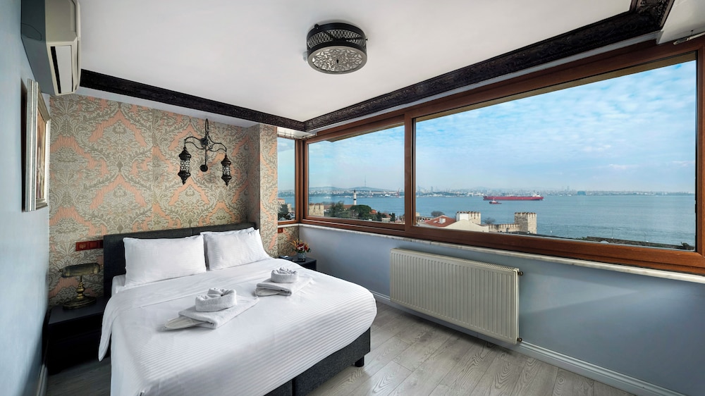 Mytra Hotel 9