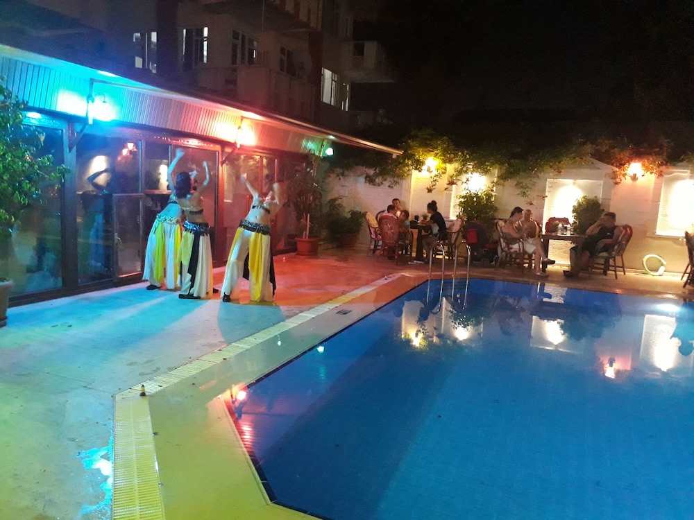 Orient Apart Otel 13
