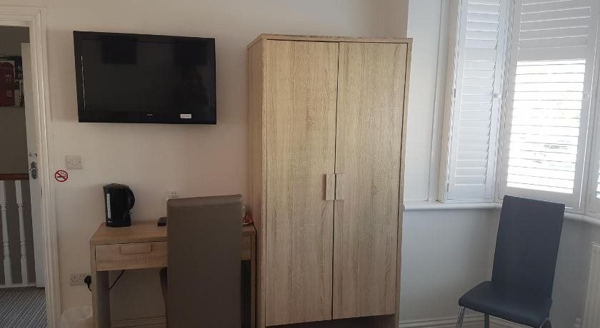 Apple House Guesthouse Wembley 13