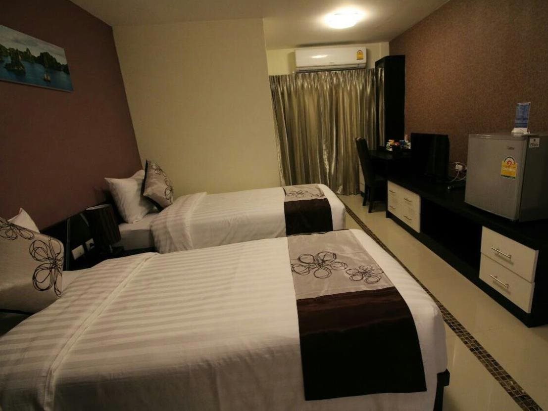 Leelawadee Modern Resort Huaykwang 16