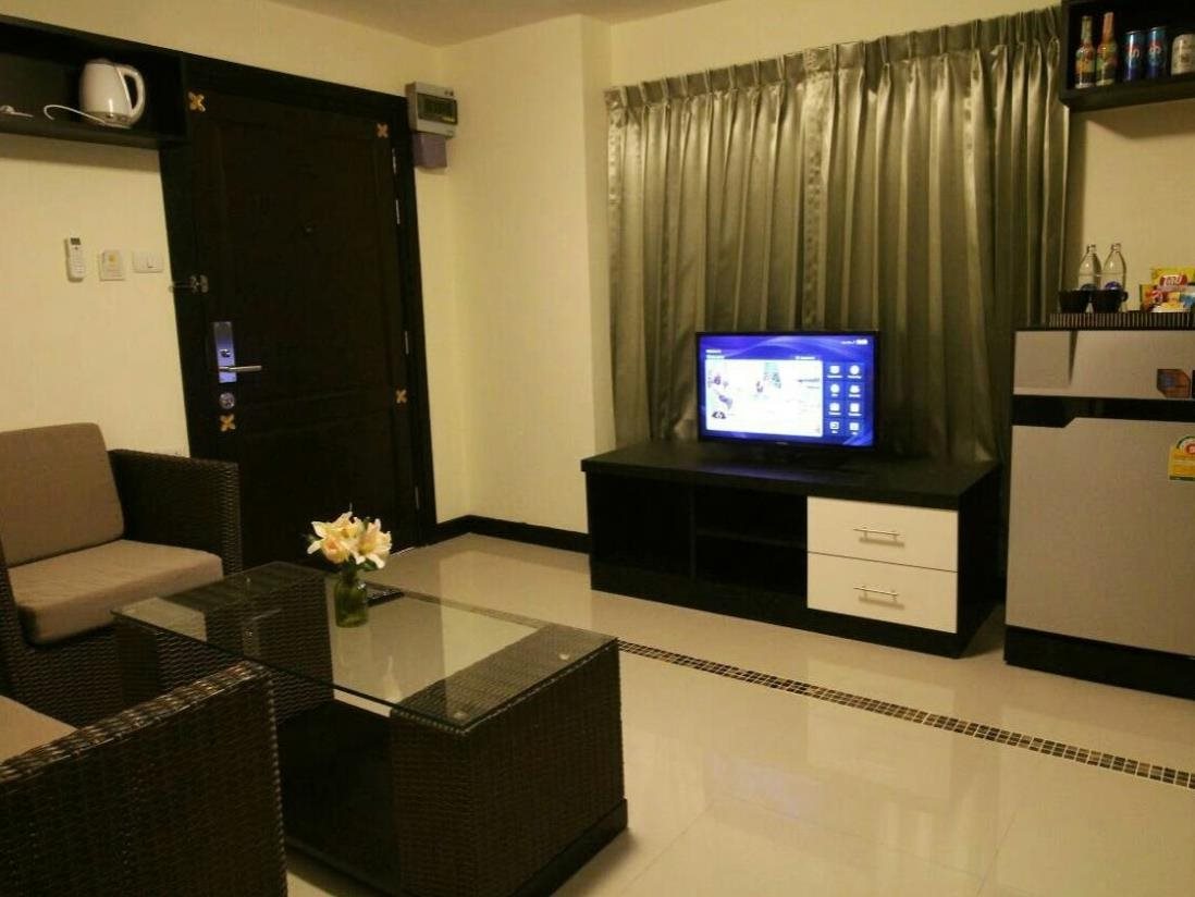 Leelawadee Modern Resort Huaykwang 24