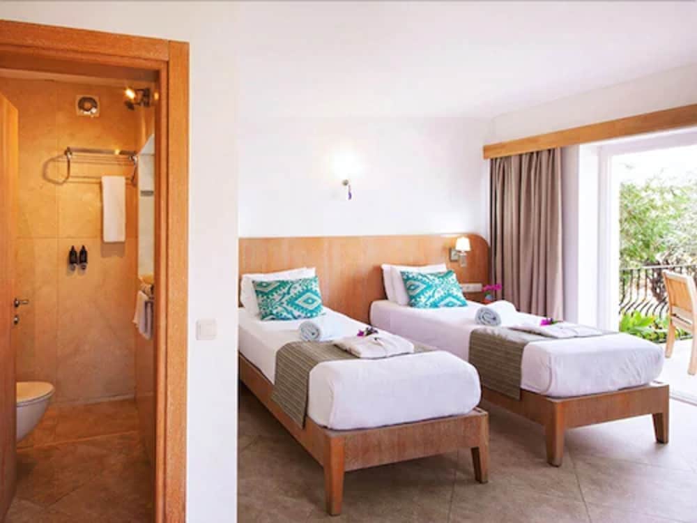 Mekvin Hotels Deniz Feneri Lighthouse 13