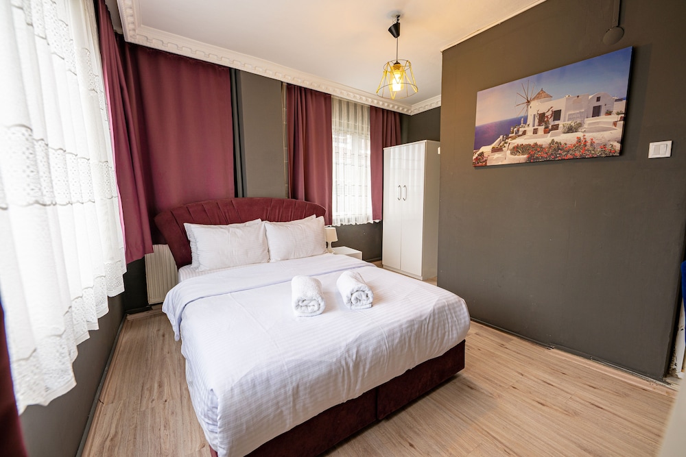 Bomonti Suit Hotel 13