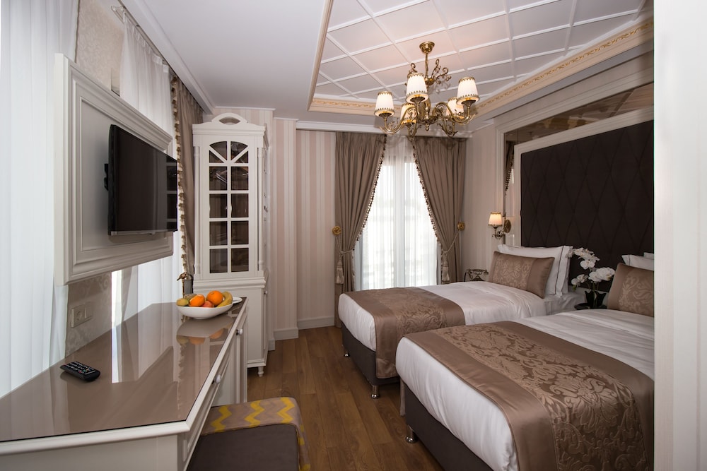Istanbul Town Hotel 12