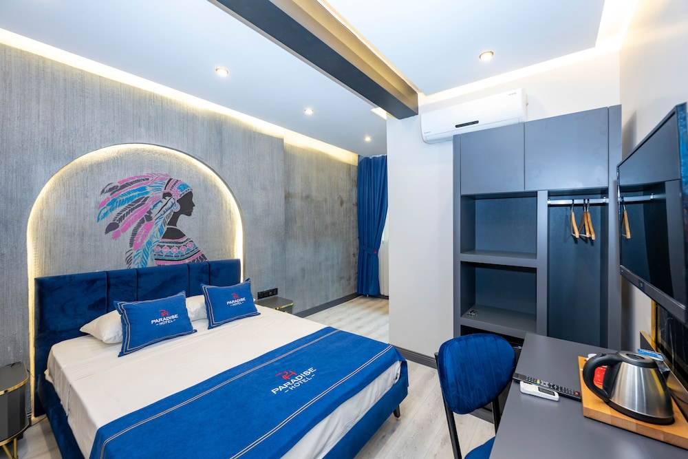 Paradise Airport Hotel 12