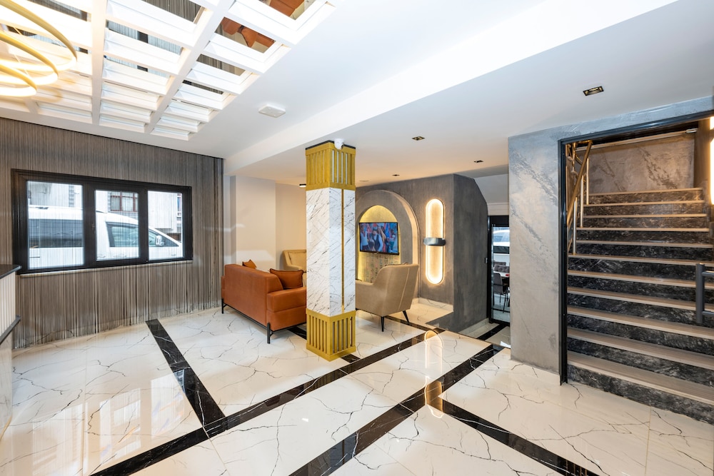 Paradise Airport Hotel 2