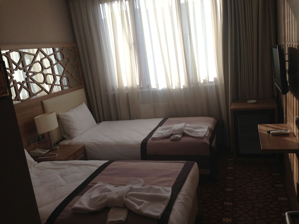Prens Hotel 24