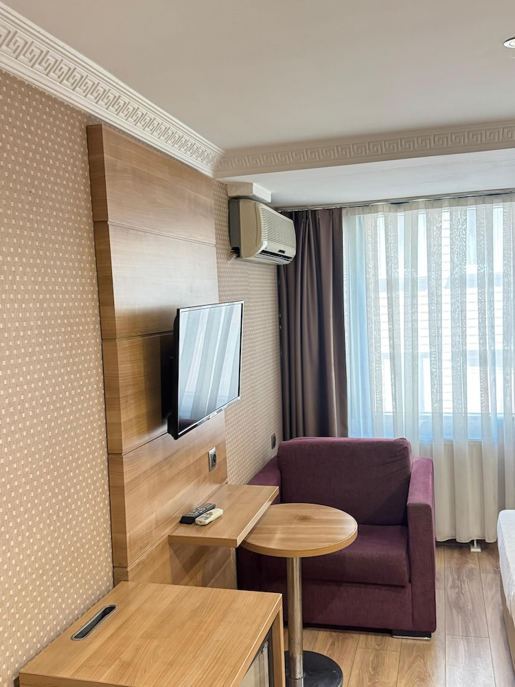 Prens Hotel 21