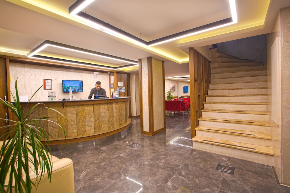 Sim Hotel 7