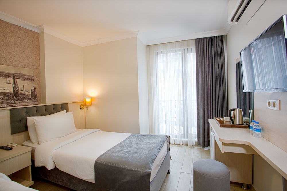 Sim Hotel 15