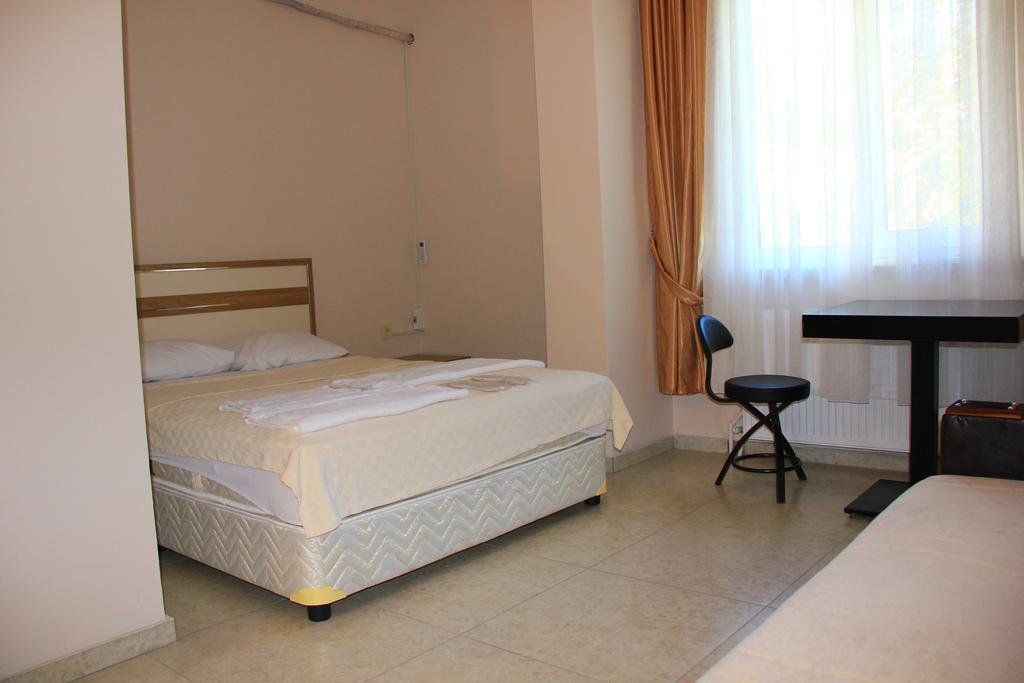 Yagiz Motel 1