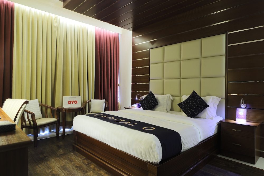 Capital O 325 Queen Palace Hotel 15