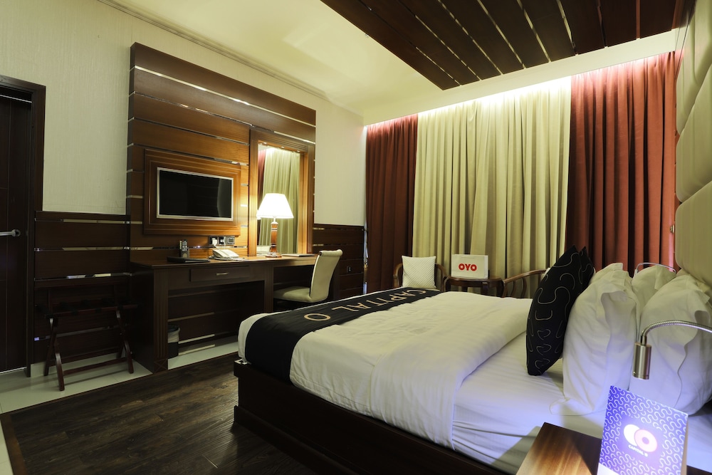 Capital O 325 Queen Palace Hotel 17