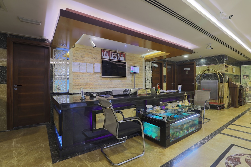 Capital O 325 Queen Palace Hotel 6