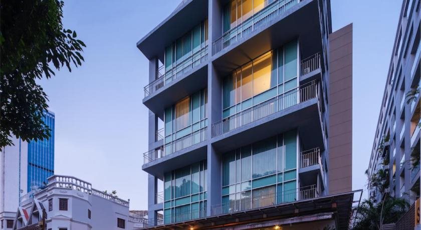 Silom Lofts Luxury Service Apartment 1