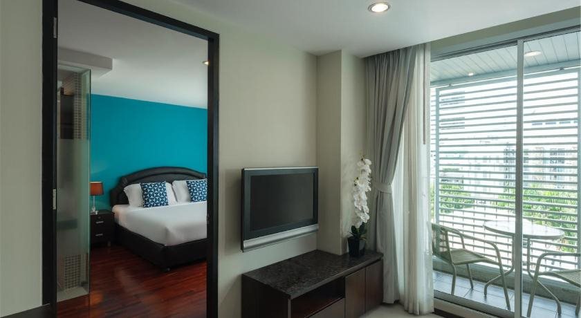 Silom Lofts Luxury Service Apartment 11