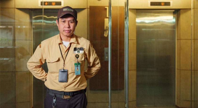 Silom Lofts Luxury Service Apartment 17