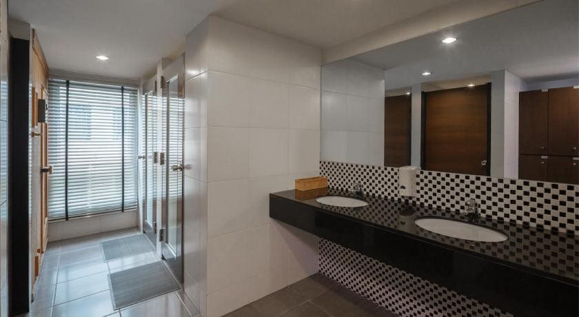 Silom Lofts Luxury Service Apartment 22