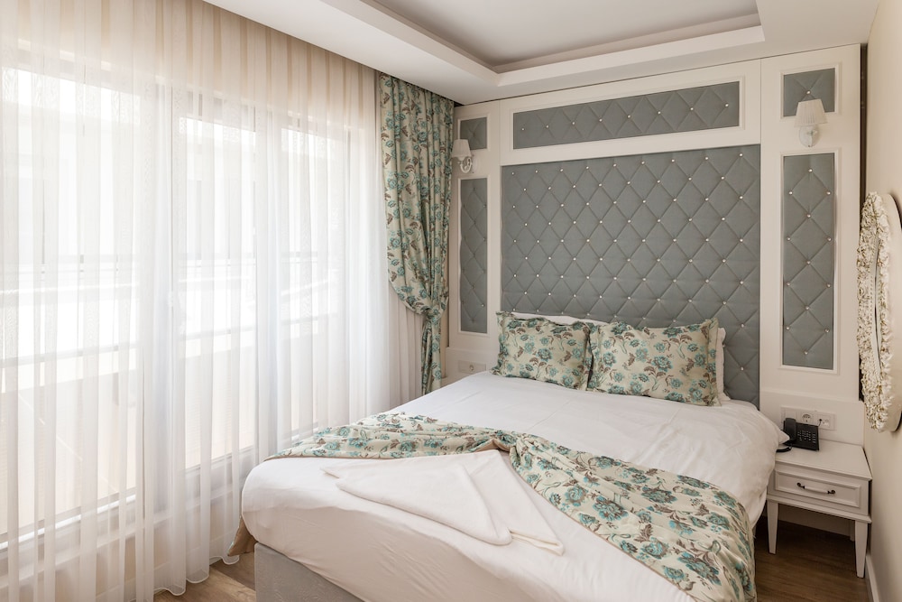 Microyal Hotel 19