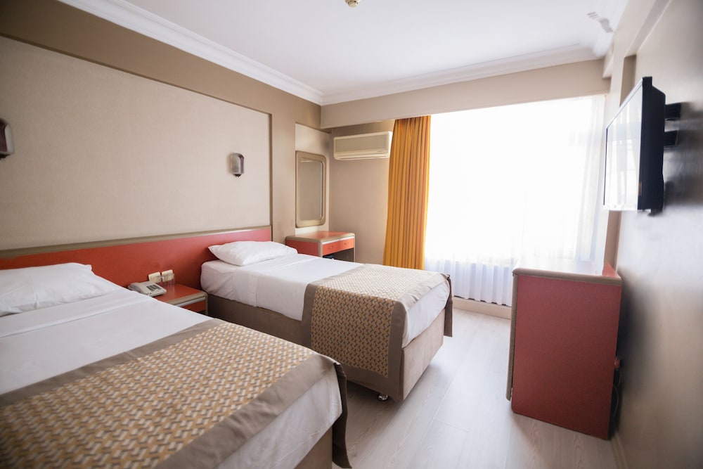Hotel Sahinler 23