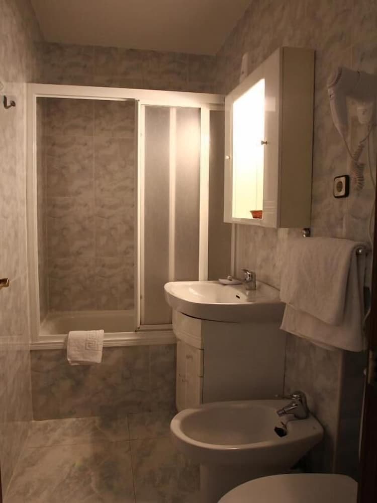Hostal Sardinero 4