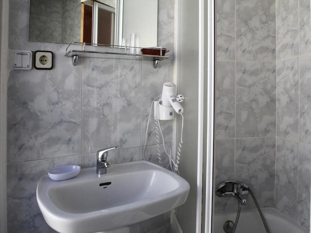 Hostal Sardinero 13