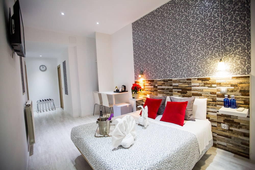 Hostal Adis Madrid 23