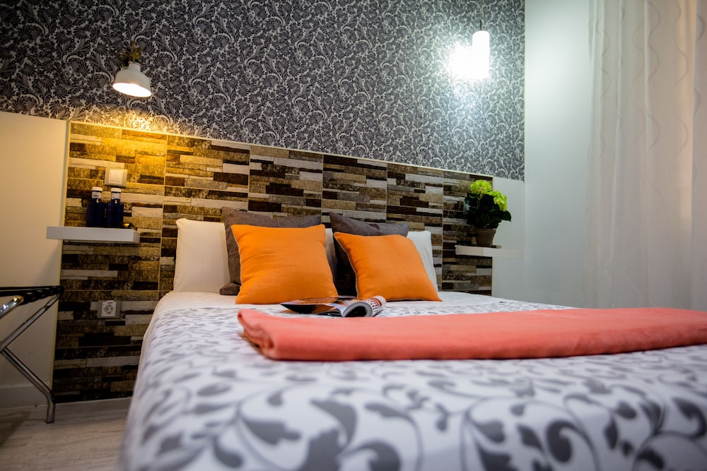 Hostal Adis Madrid 14