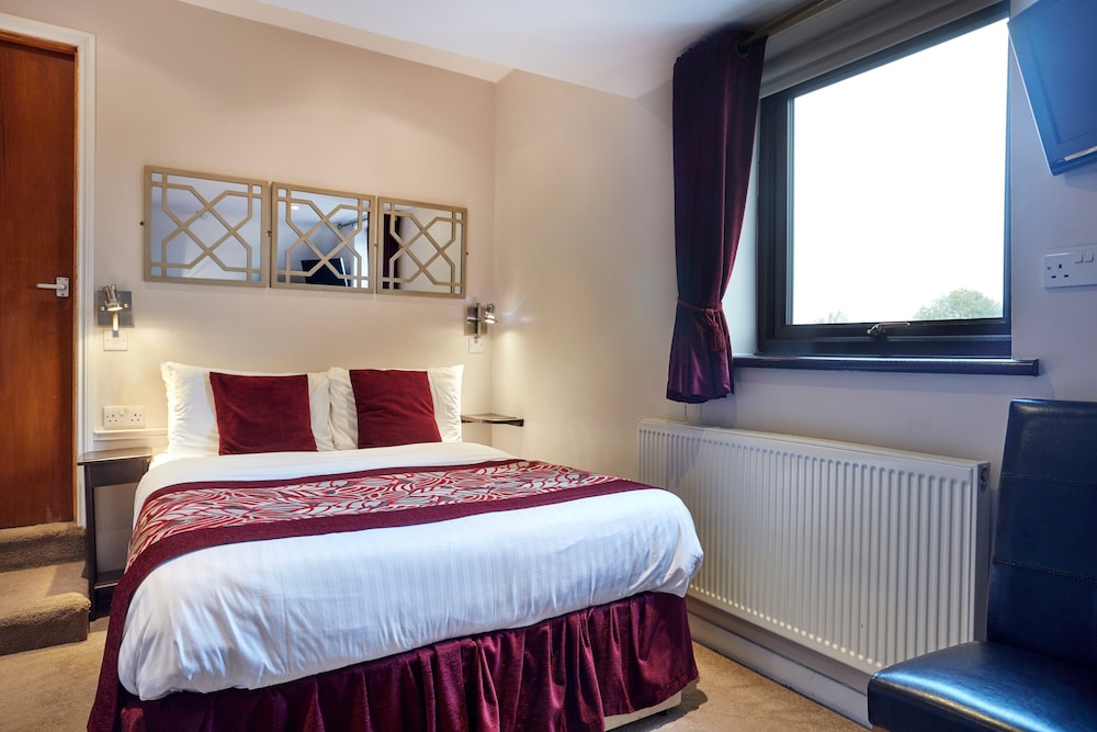 Conifers Guest House 18
