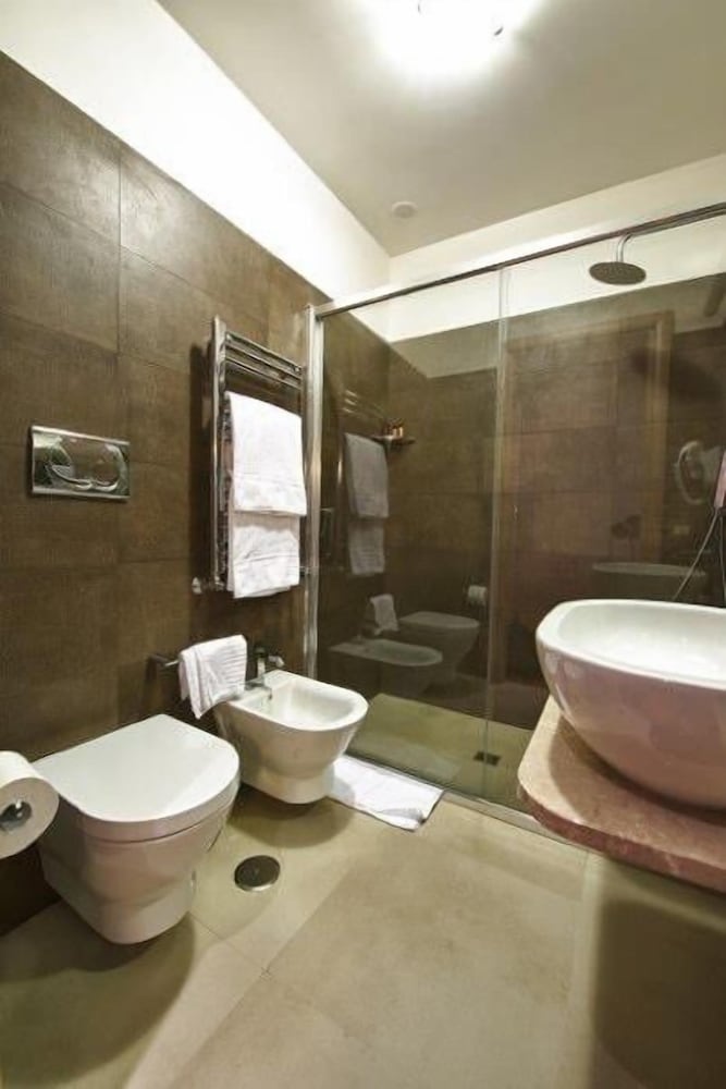 Boutique Rome Inn 16