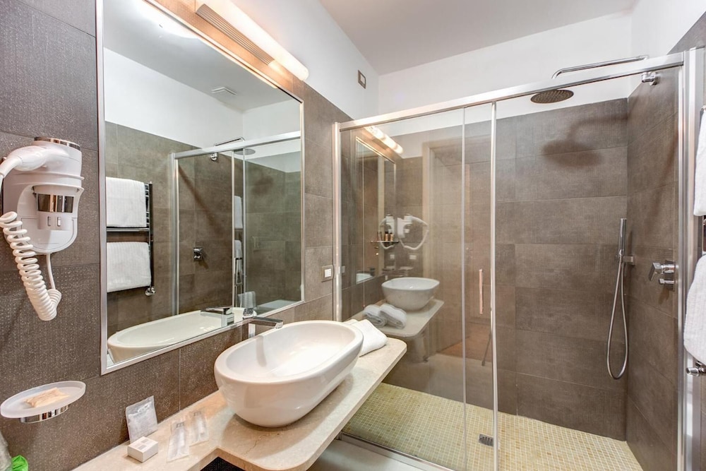 Boutique Rome Inn 18