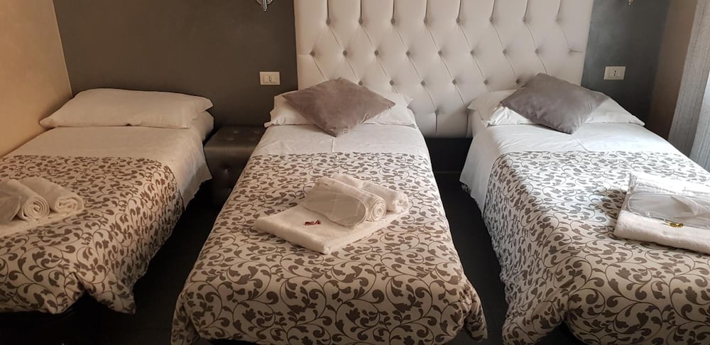Relais Cavour Inn 17