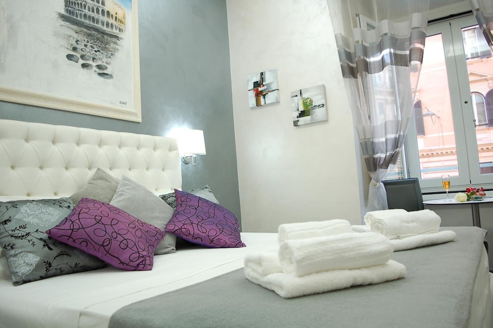 Relais Cavour Inn 21