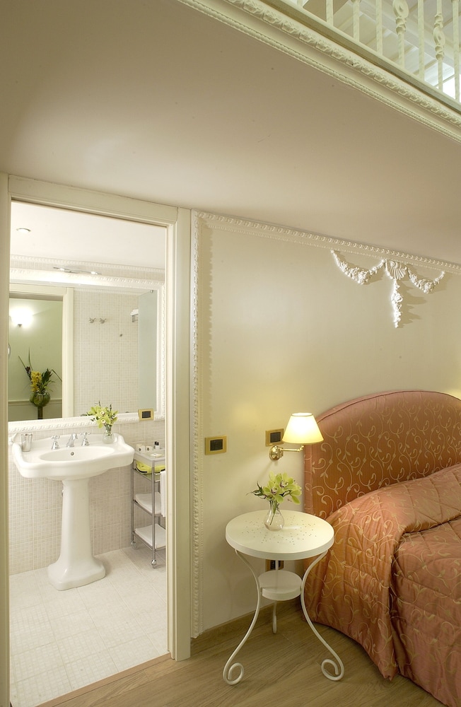 Suites Rome 13