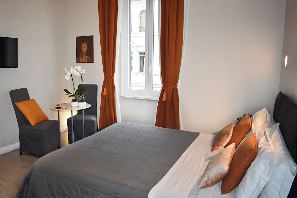 The Roman Empire Guesthouse 13